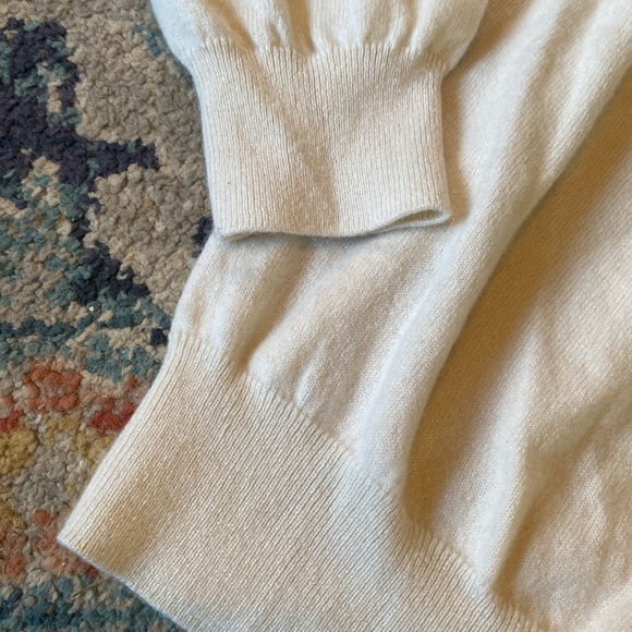 J L Powell cashmere sweater - Picture 3 of 6